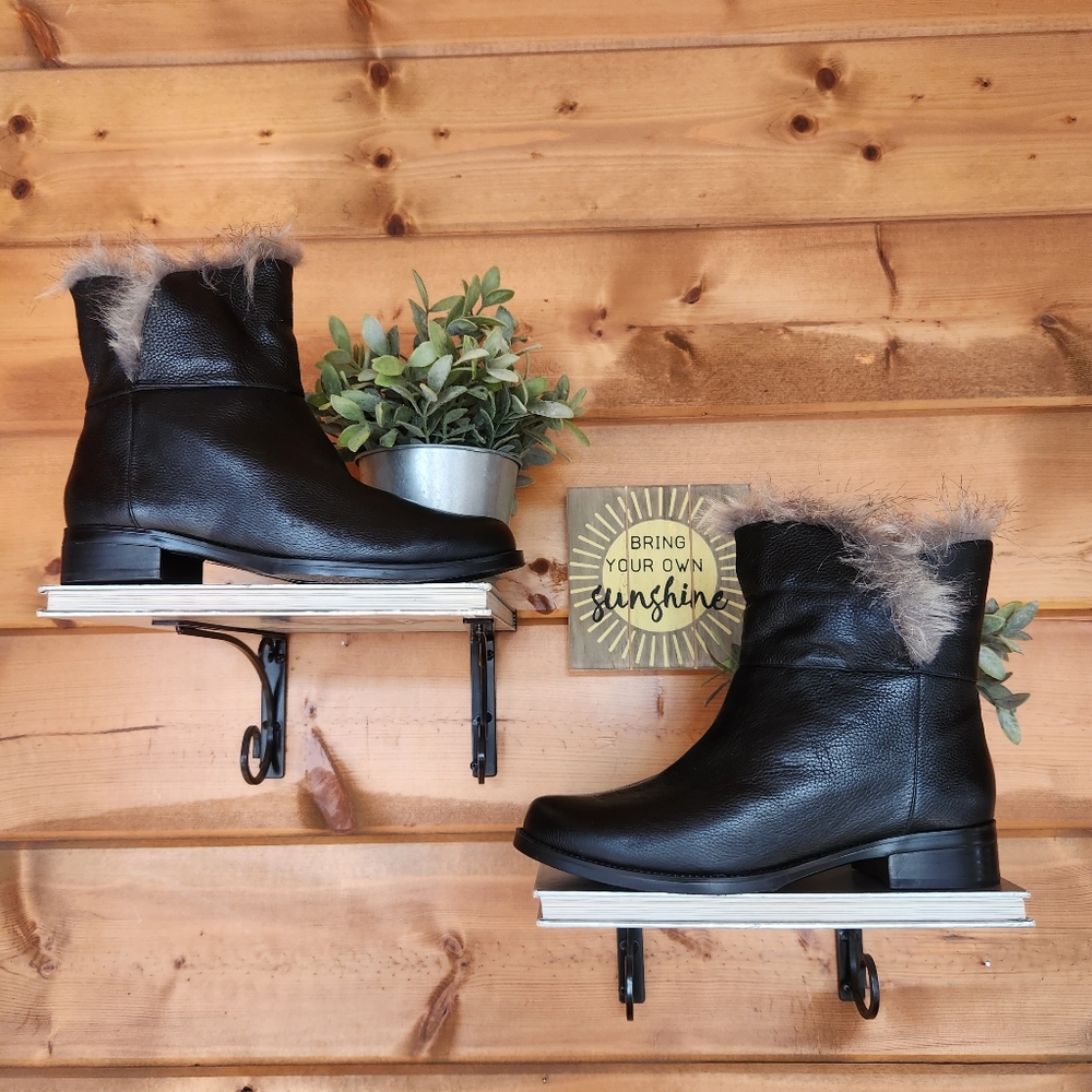 Ellen Tracy 💜 Bear Black Pebbled Leather Pull On Boots Faux Fur Shearling 8.5 M